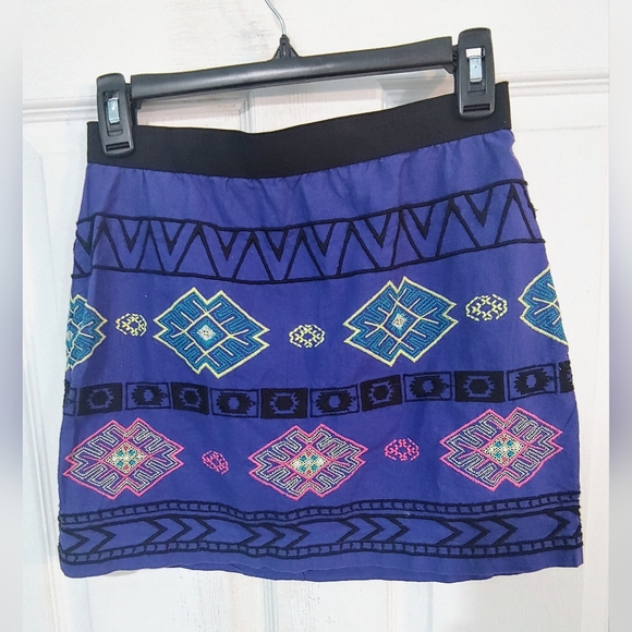 American Eagle Outfitters Dresses & Skirts - AMERICAN EAGLE OUTFITTERS Womens Embroidered Mini Skirt Size 0 Blue